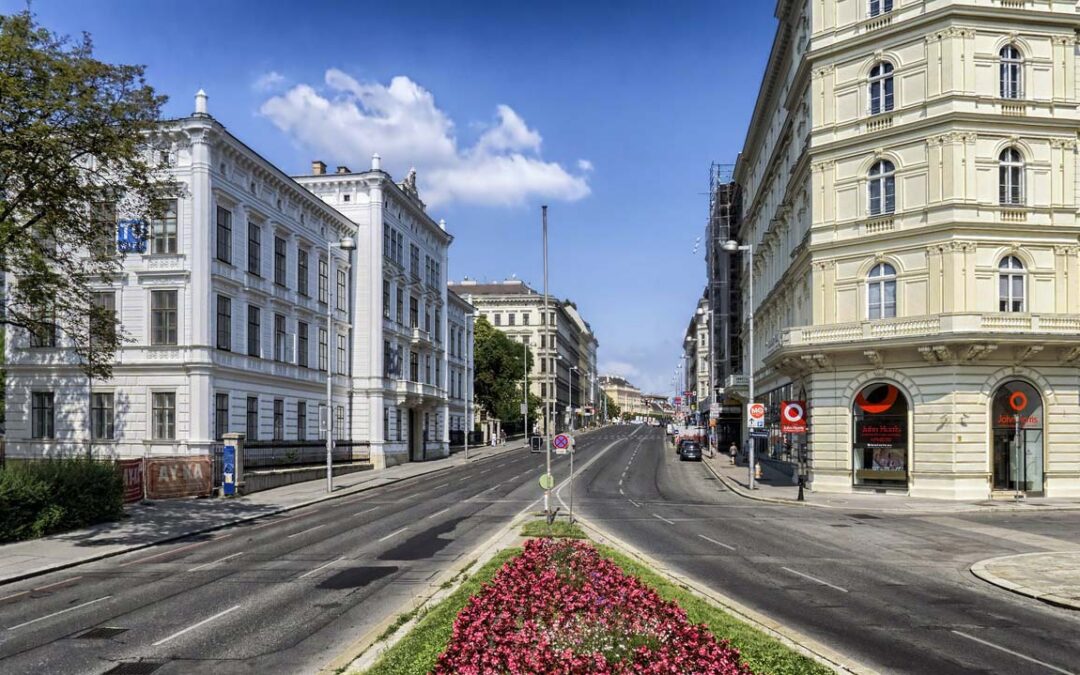 In Immobilien investieren Österreich: Rentable Immobilie finden – Tipps und Video Interview
