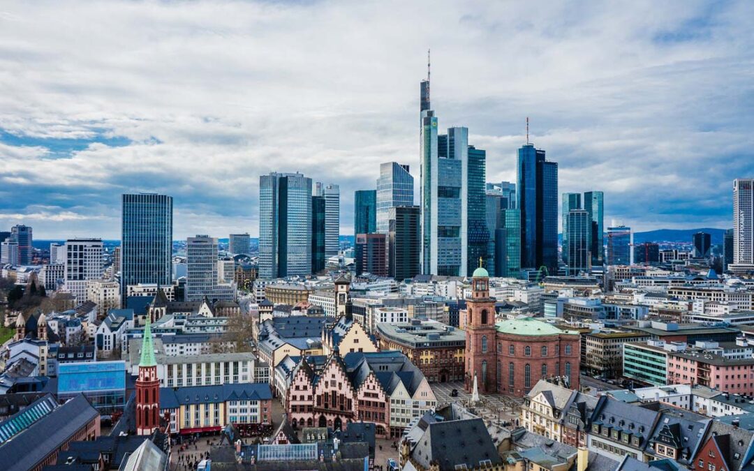 Immobilie kaufen in Frankfurt am Main: Wohnung, Haus & Bungalow – Tipps zu Ablauf, Eigennutz & Vermietung